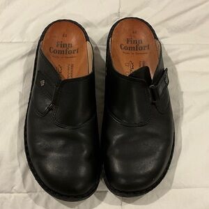 Finn Comfort Men's Black Leather Slip-Ons